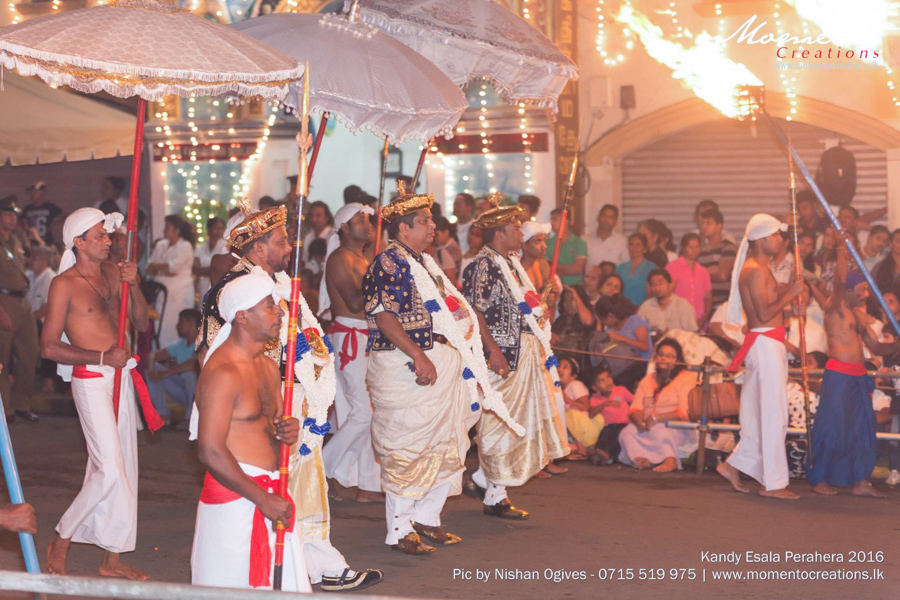 kandy esala perahera